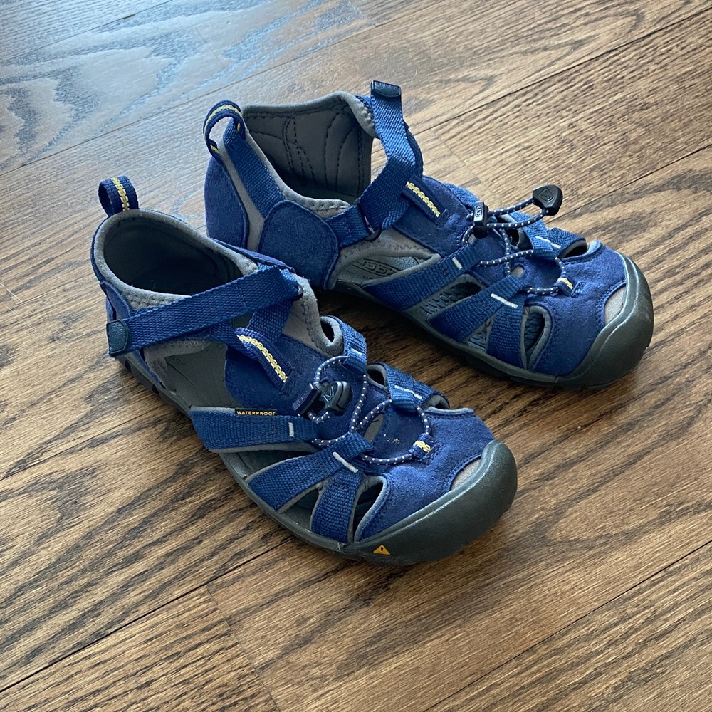Keen Kids Navy and Gray Outdoor Sandals